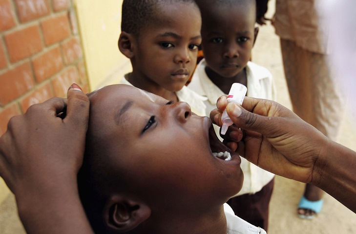 Polio vaccine immunisation