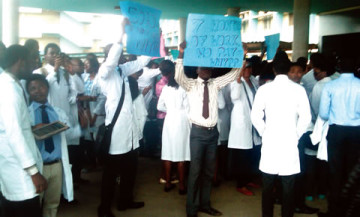 Some doctors on strike 360x217